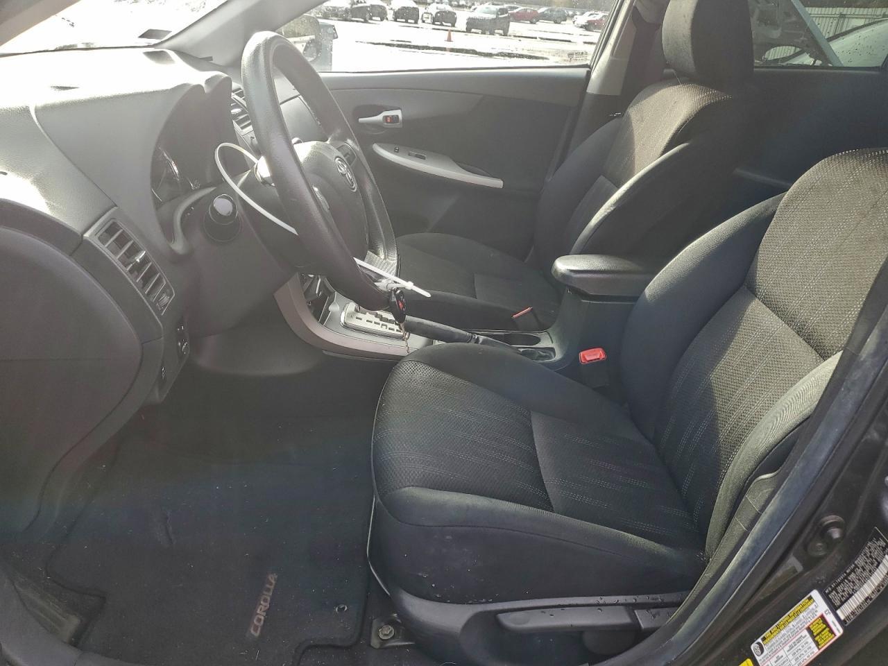 2011 TOYOTA COROLLA