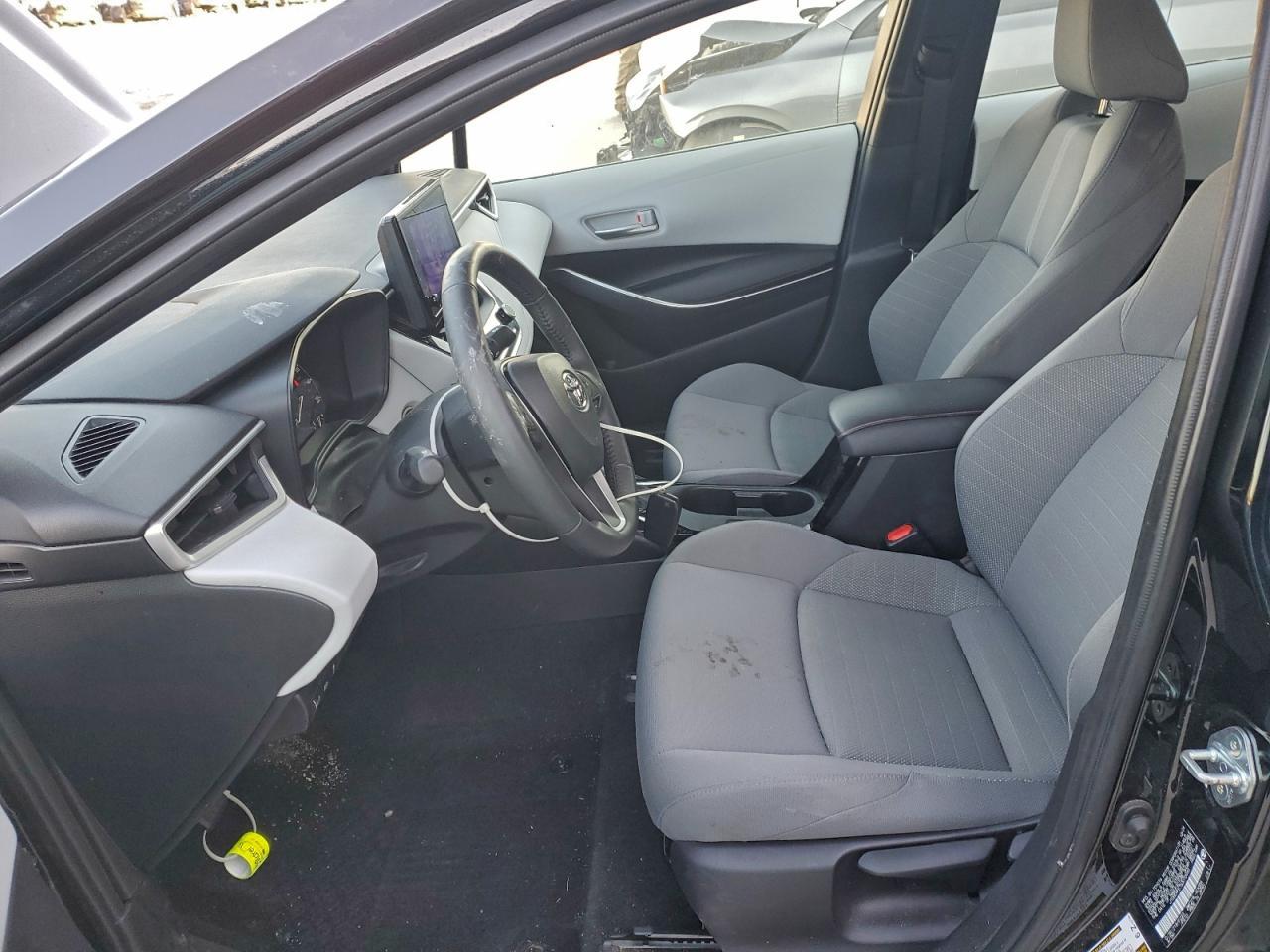 2025 TOYOTA COROLLA