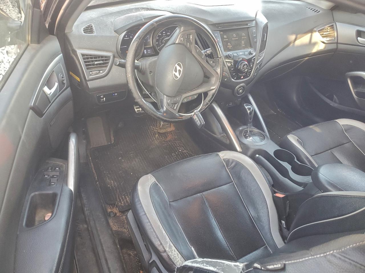 2015 HYUNDAI VELOSTER