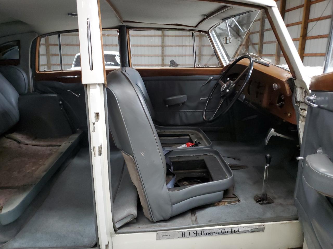 1949 ROLLS-ROYCE