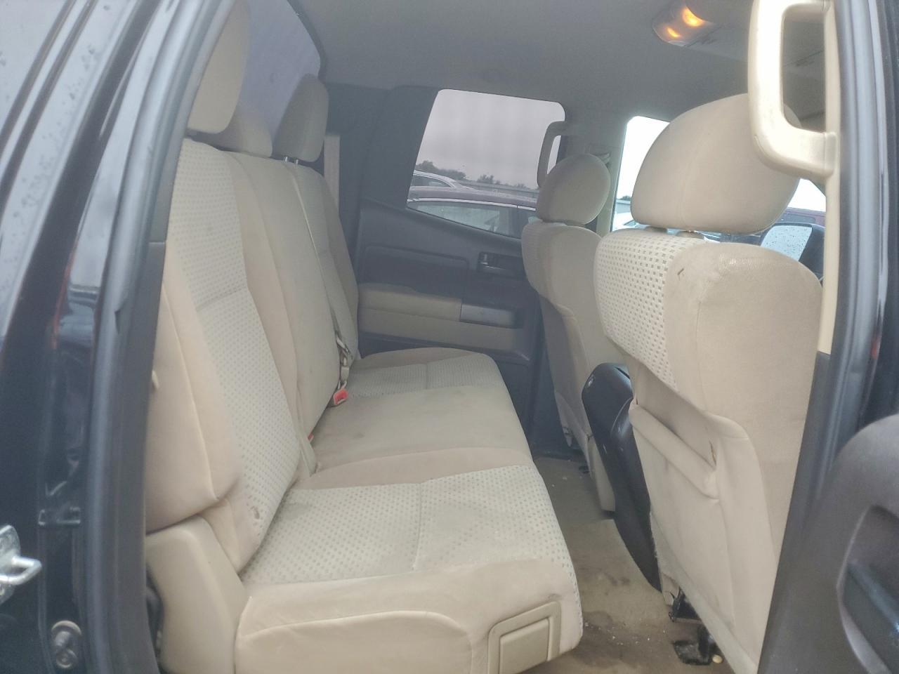 2011 TOYOTA TUNDRA