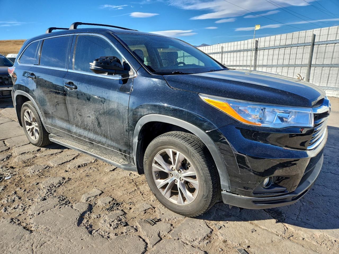 2014 TOYOTA HIGHLANDER