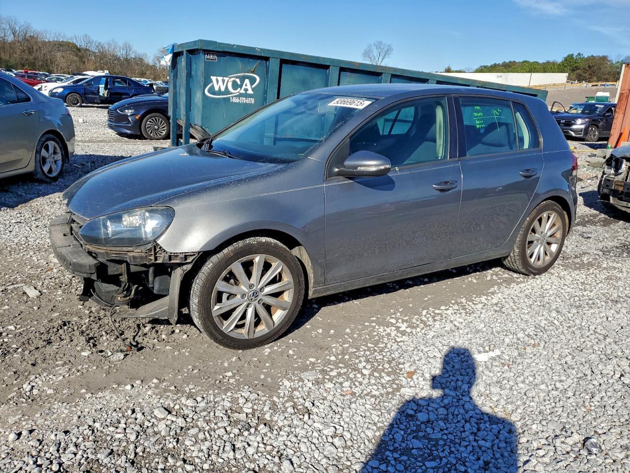 2014 VOLKSWAGEN GOLF