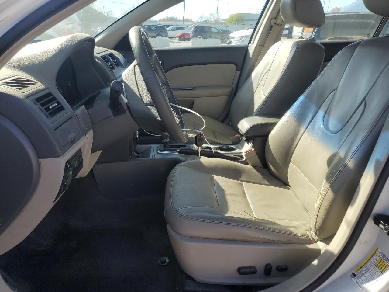2011 FORD FUSION