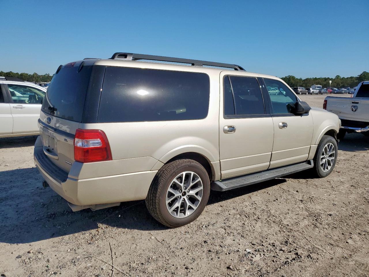 2017 FORD Expedition