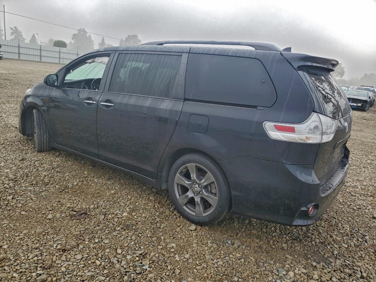 2019 TOYOTA SIENNA