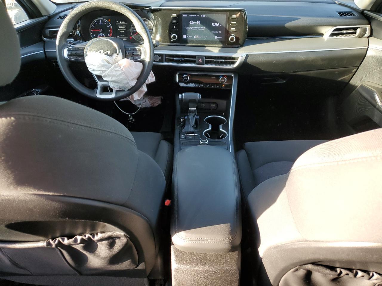 2022 KIA K5