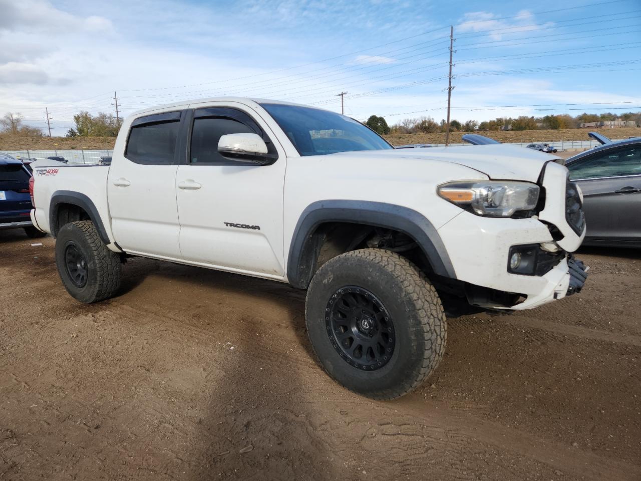 2016 TOYOTA TACOMA
