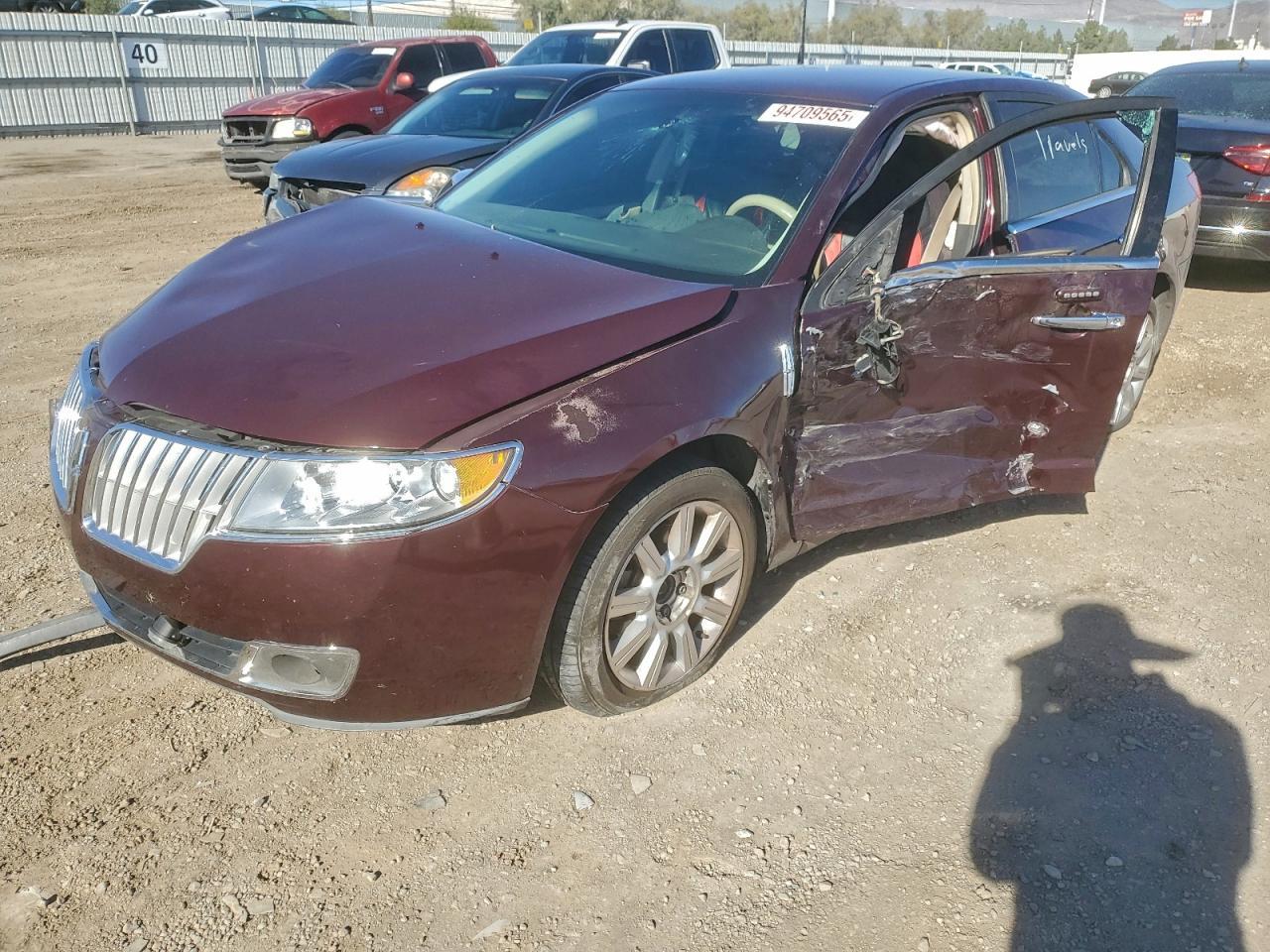 2011 LINCOLN MKZ