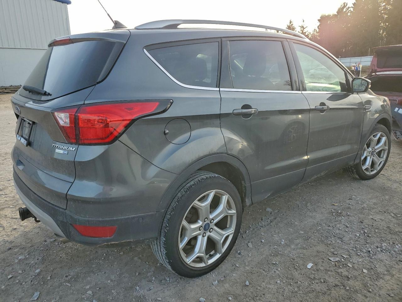 2019 FORD ESCAPE