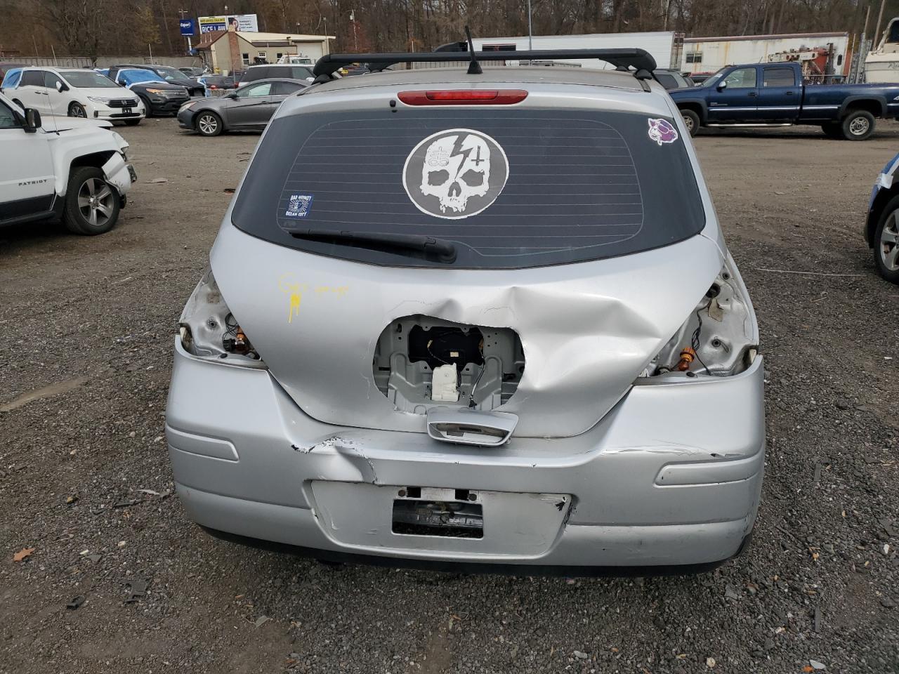 2012 NISSAN VERSA