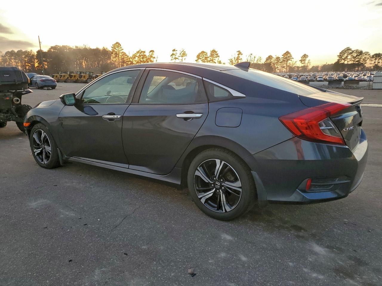 2016 HONDA CIVIC