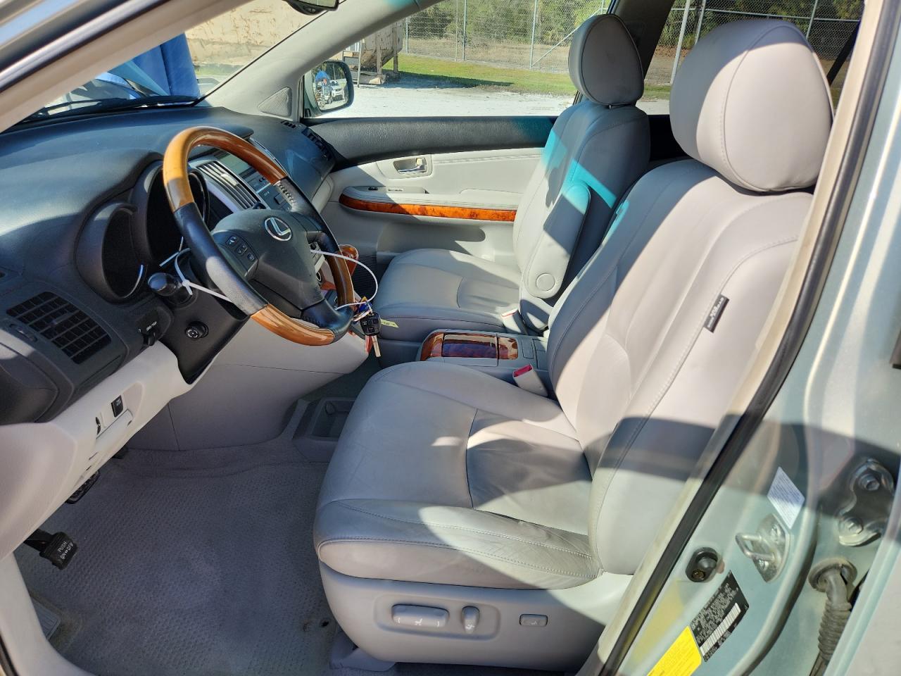 2005 LEXUS Rx 330
