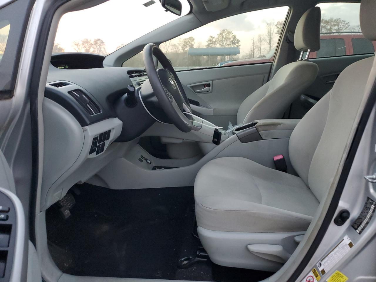 2012 TOYOTA PRIUS