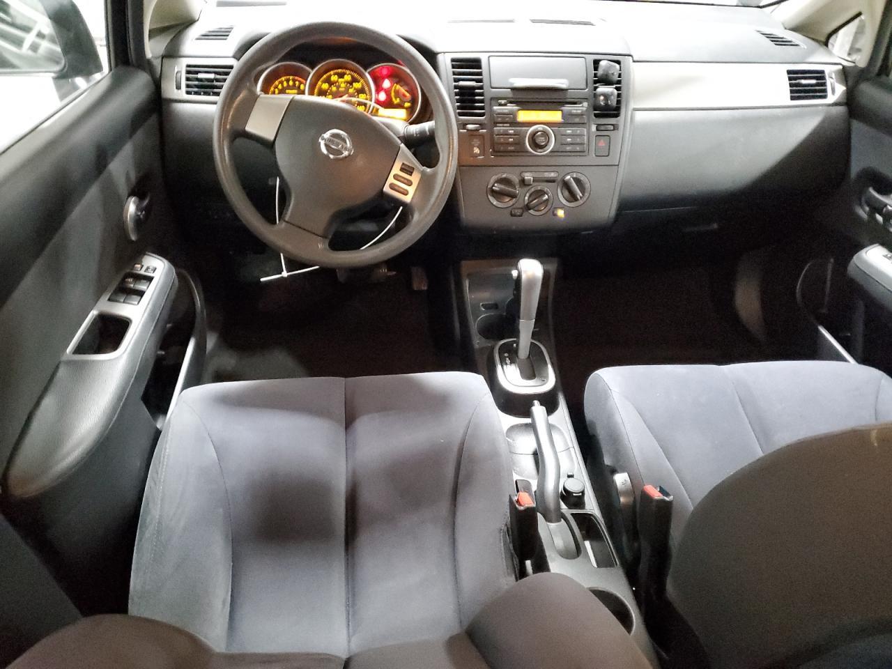 2009 NISSAN VERSA