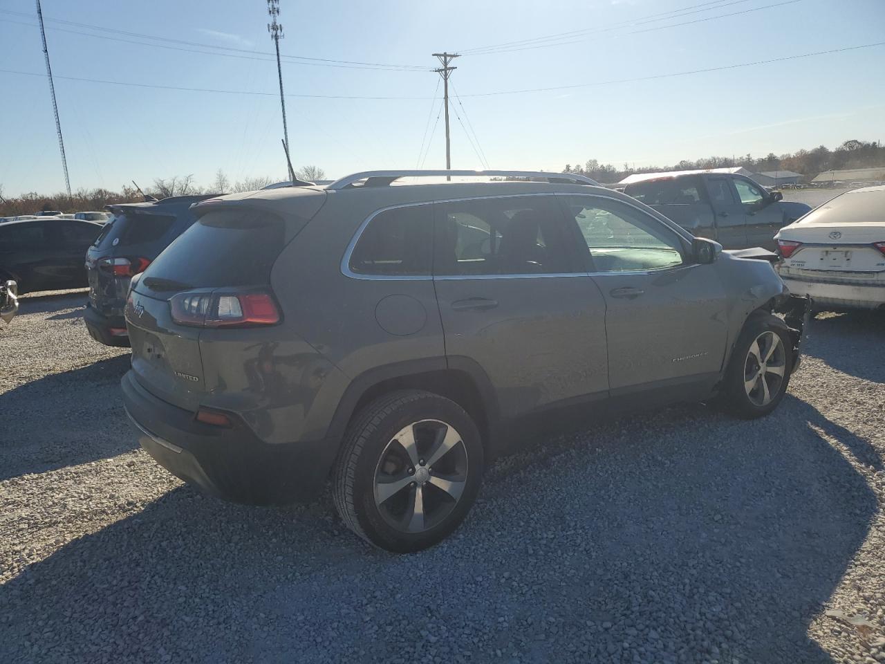 2019 JEEP CHEROKEE