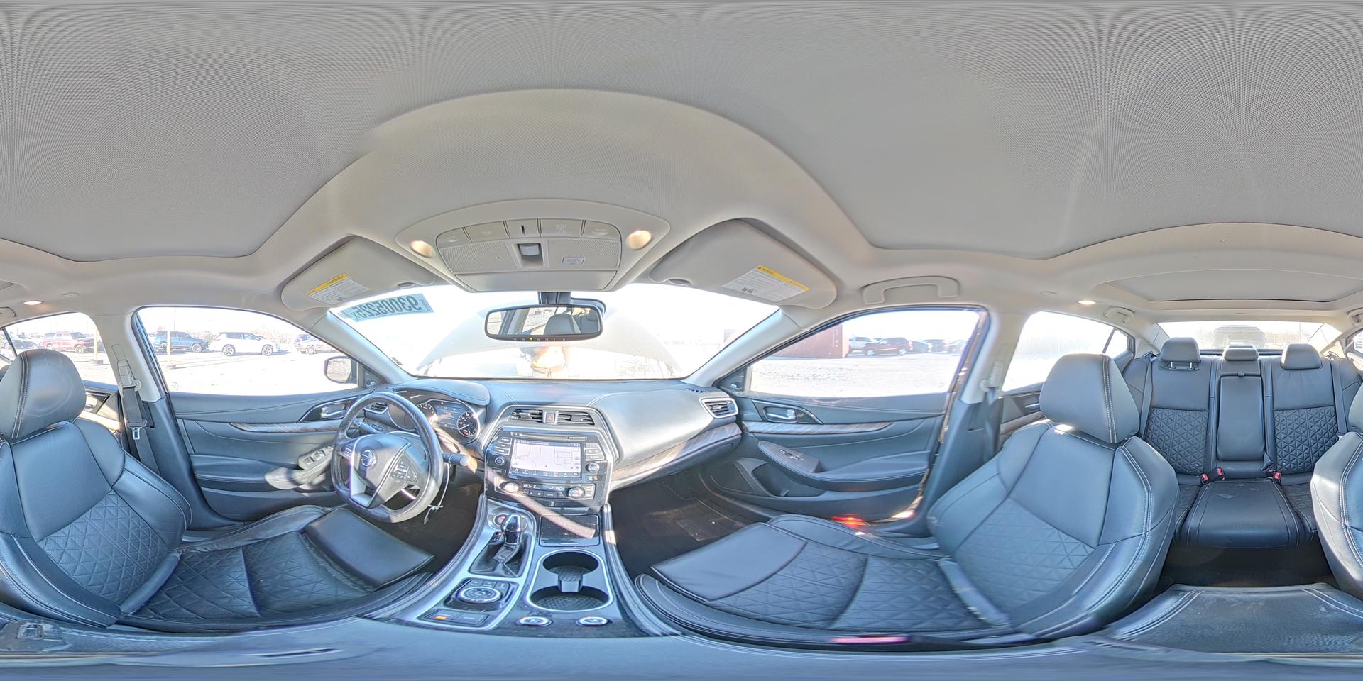 2017 NISSAN Maxima