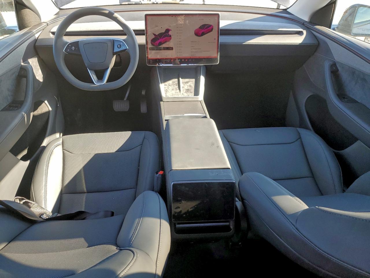 2026 TESLA MODEL Y