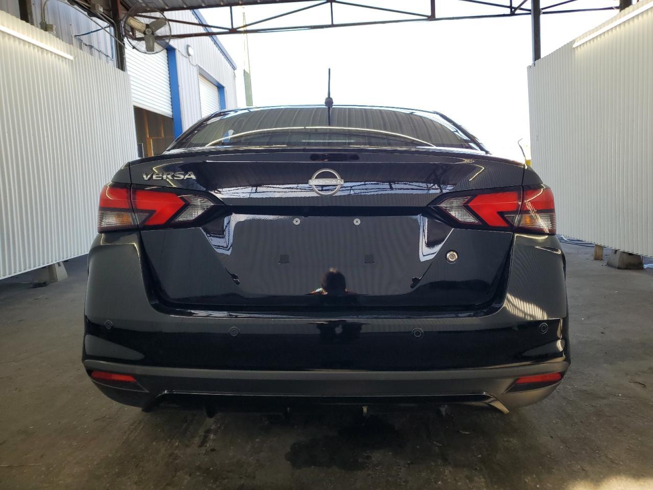 2025 NISSAN VERSA