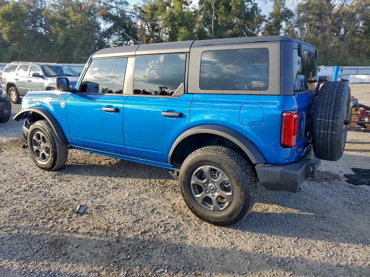 2024 FORD Bronco