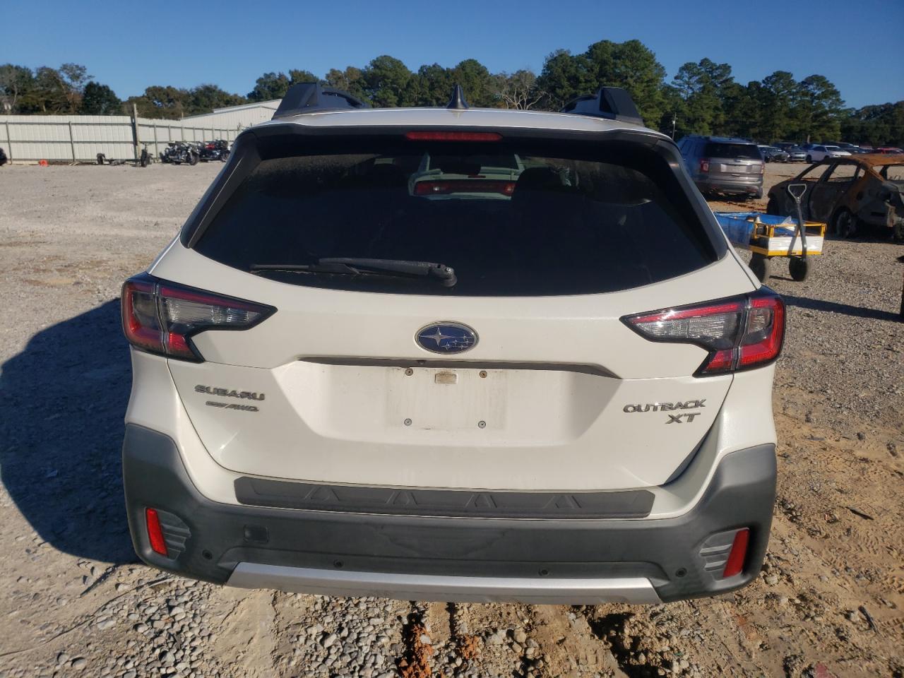 2020 SUBARU Outback