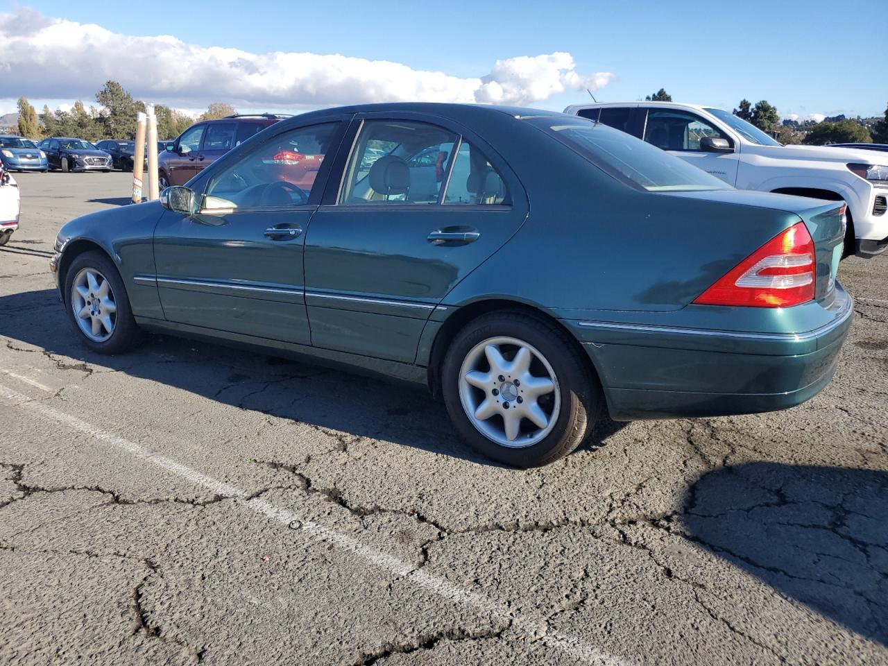2001 MERCEDES-BENZ C-CLASS