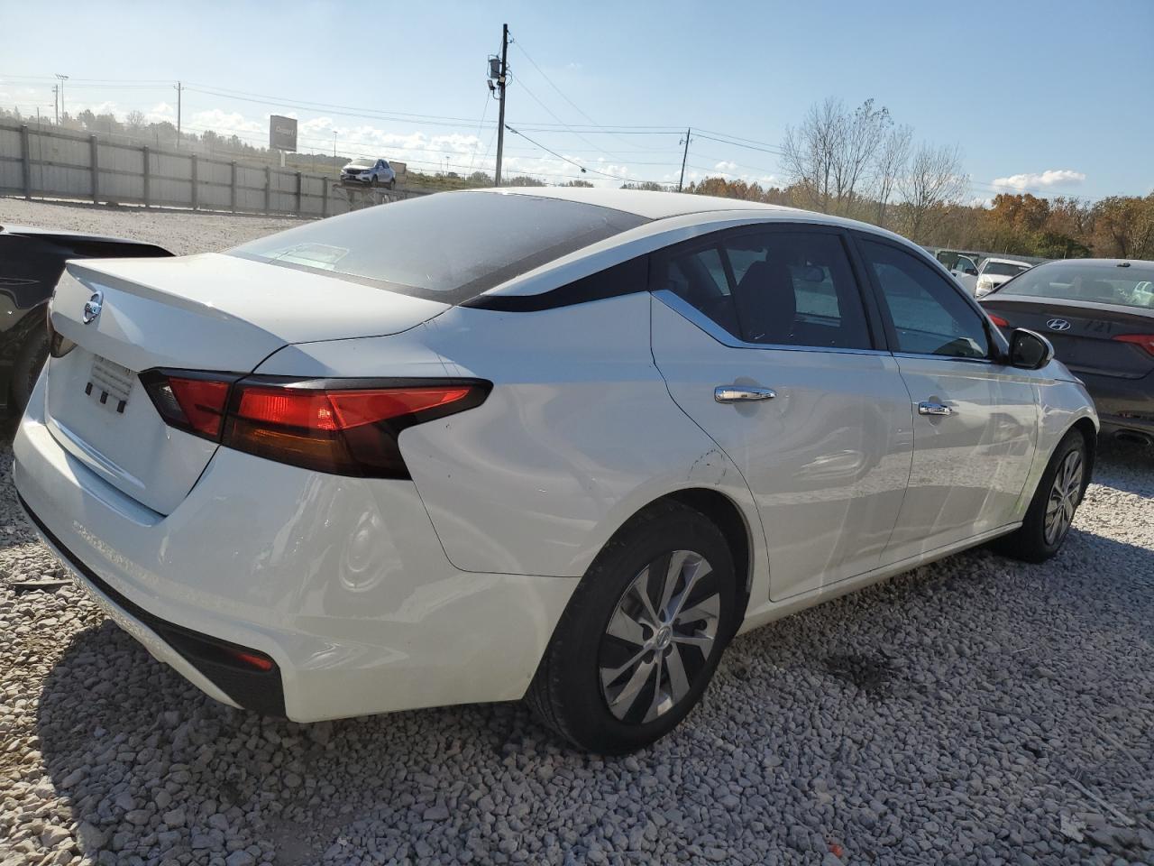 2022 NISSAN ALTIMA