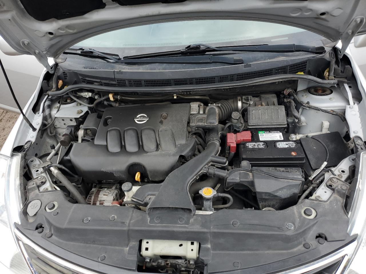 2011 NISSAN VERSA