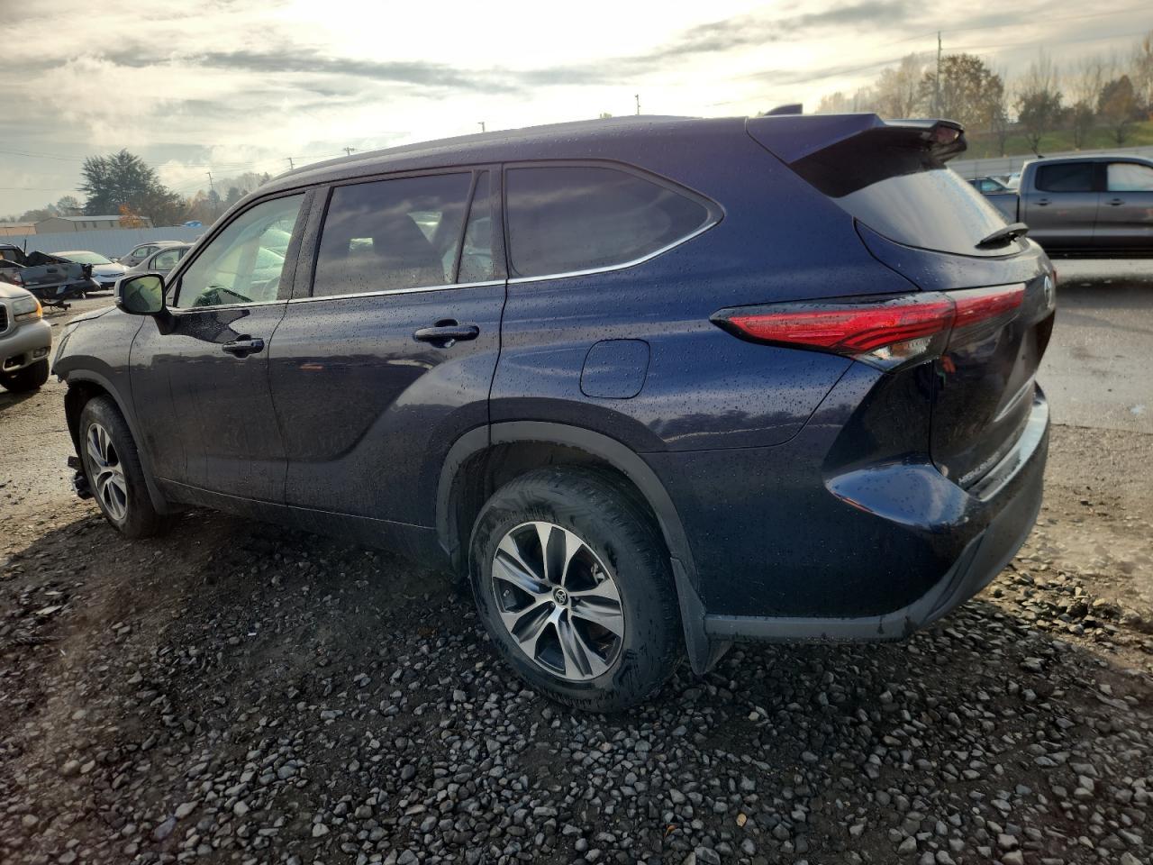 2022 TOYOTA HIGHLANDER