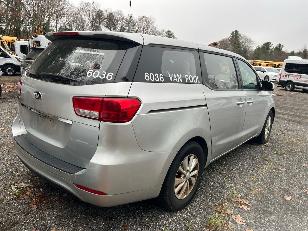 2017 KIA SEDONA