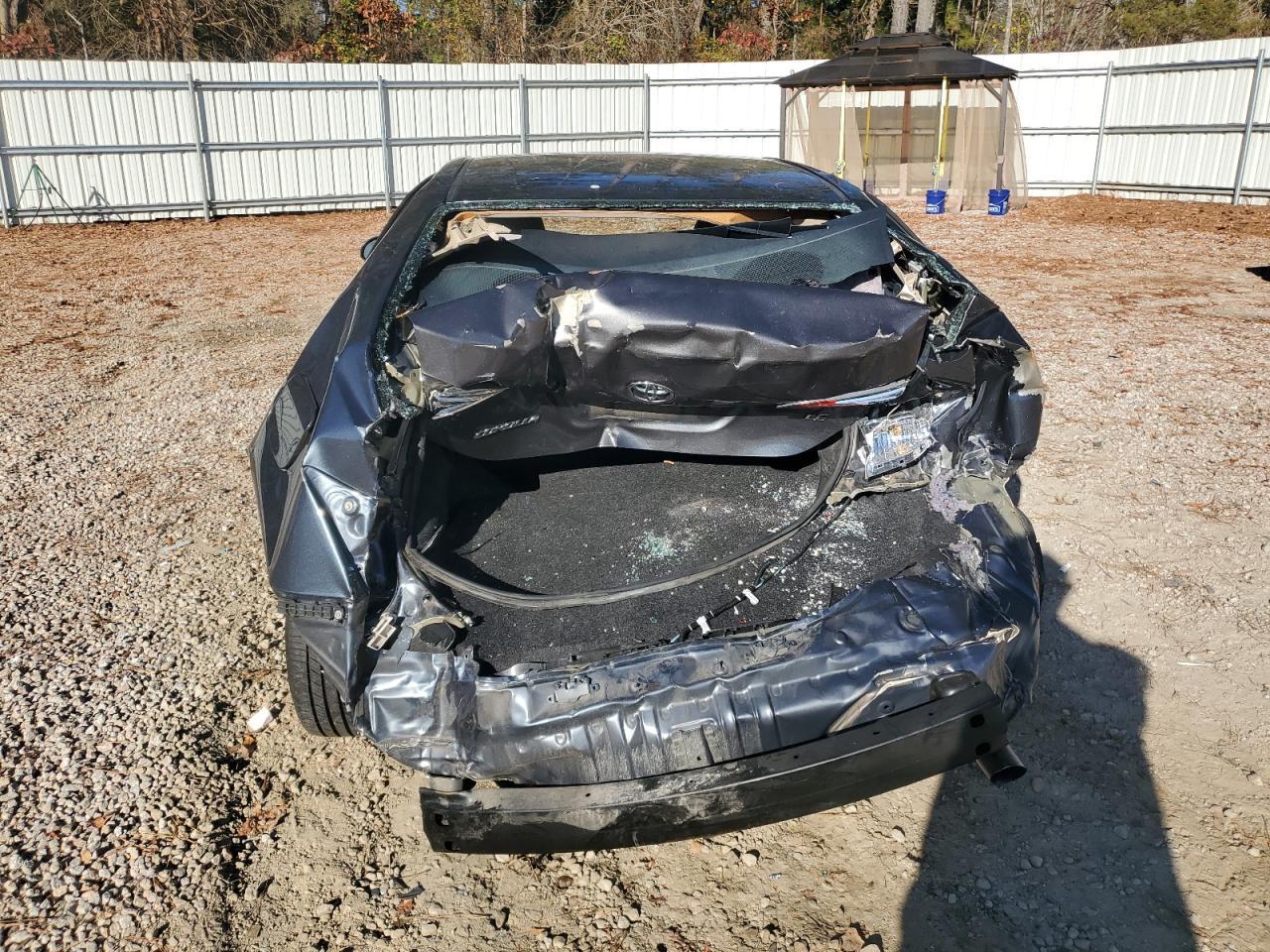 2016 TOYOTA COROLLA