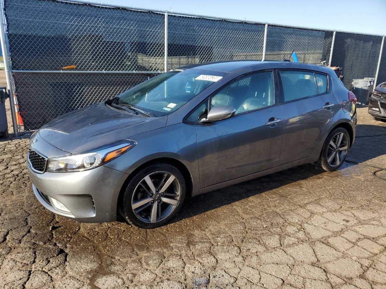 2017 KIA FORTE