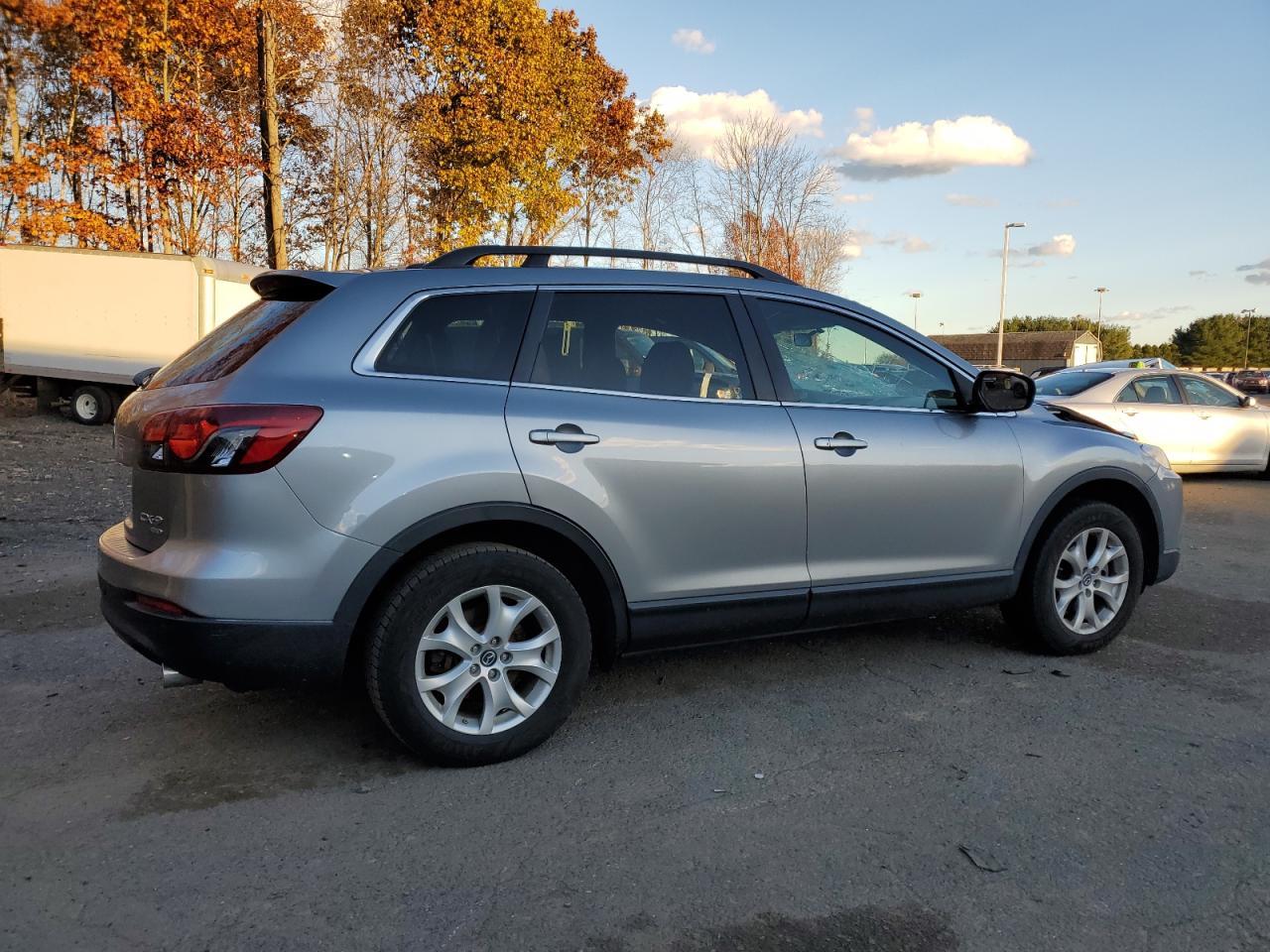 2013 MAZDA CX-9