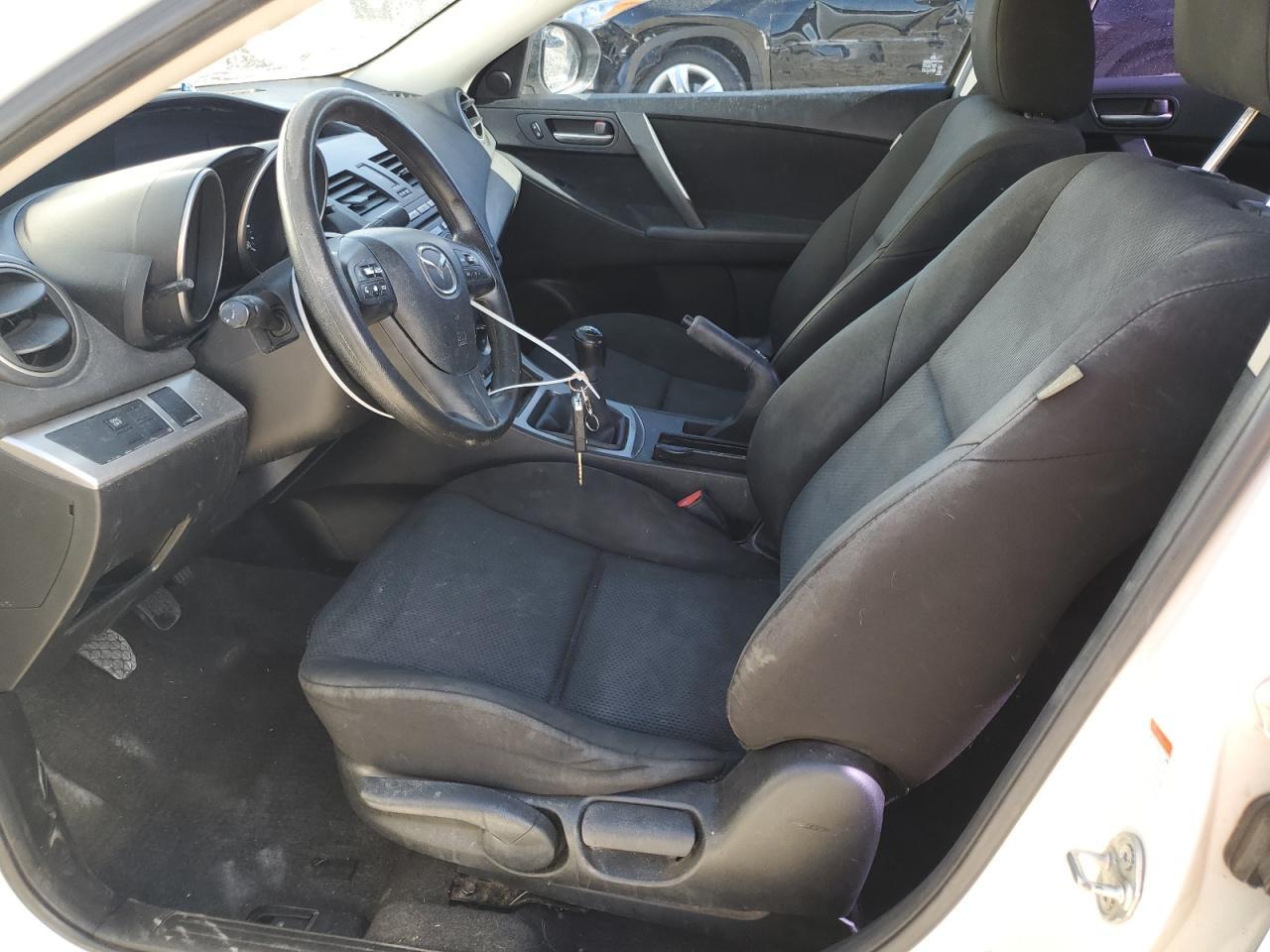 2010 MAZDA 3