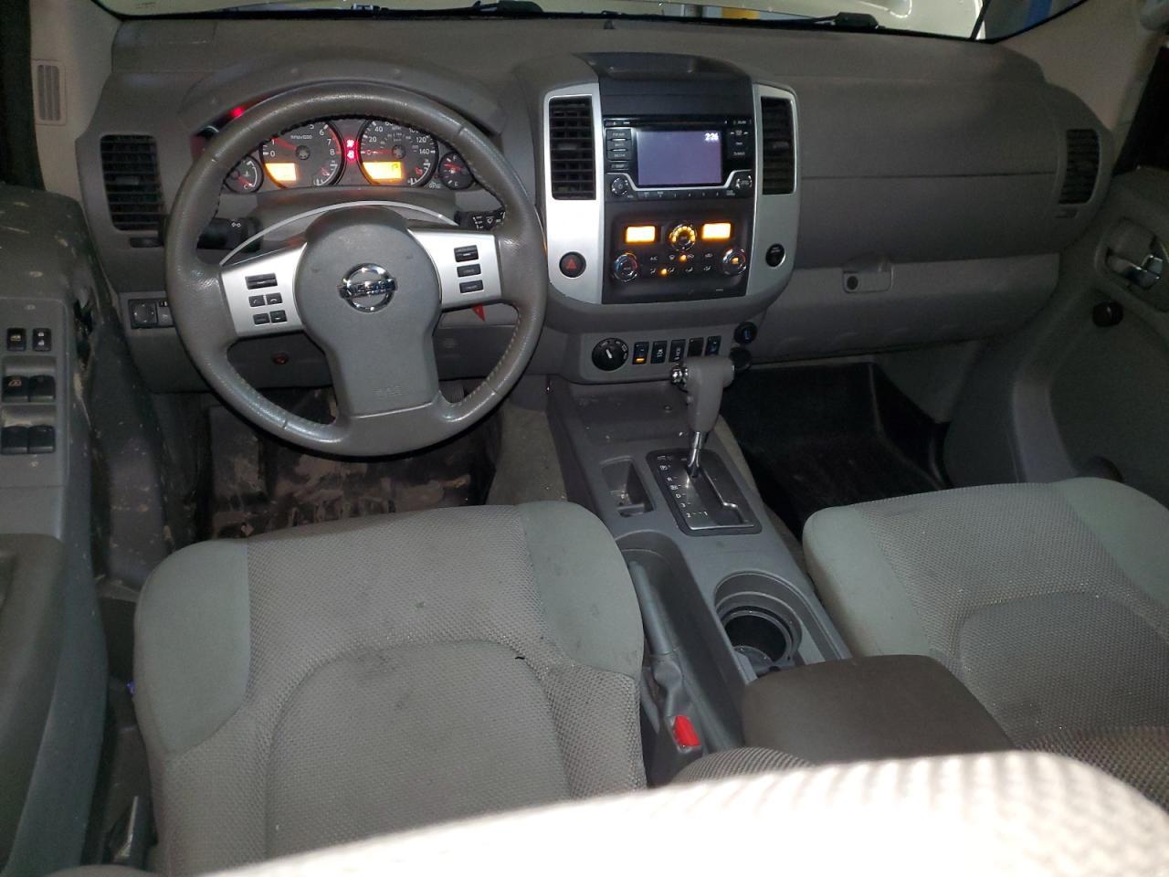 2016 NISSAN Frontier