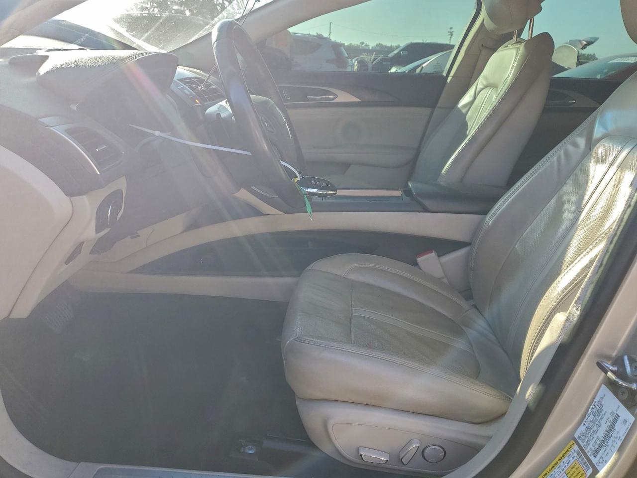 2017 LINCOLN MKZ