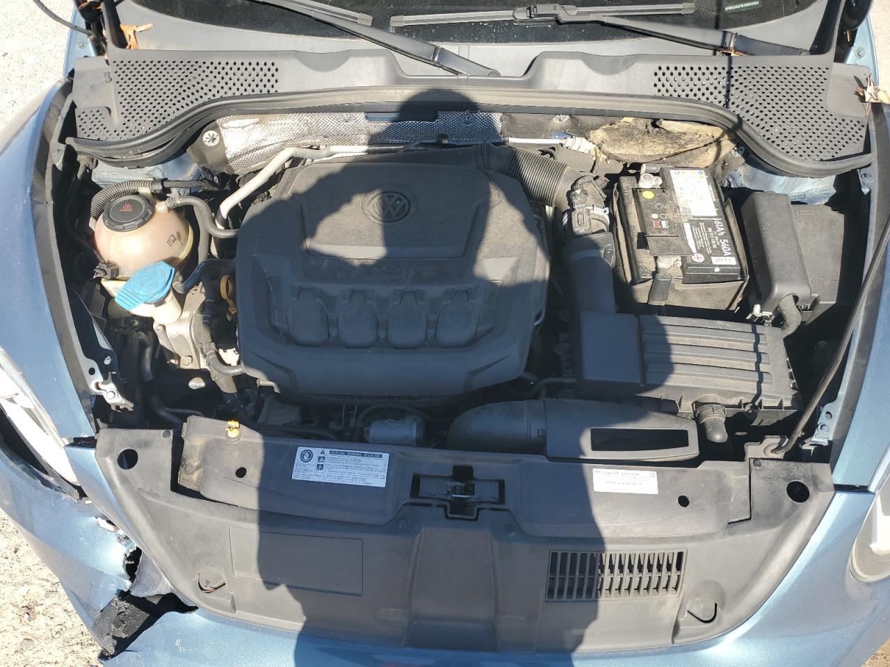2018 VOLKSWAGEN Beetle