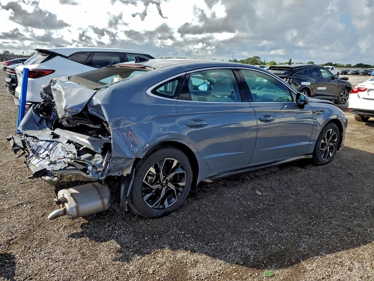 2025 HYUNDAI SONATA