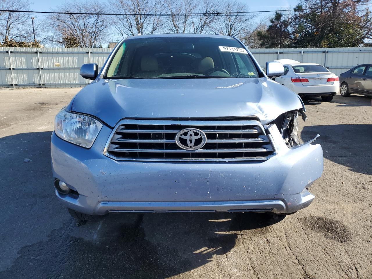2010 TOYOTA HIGHLANDER