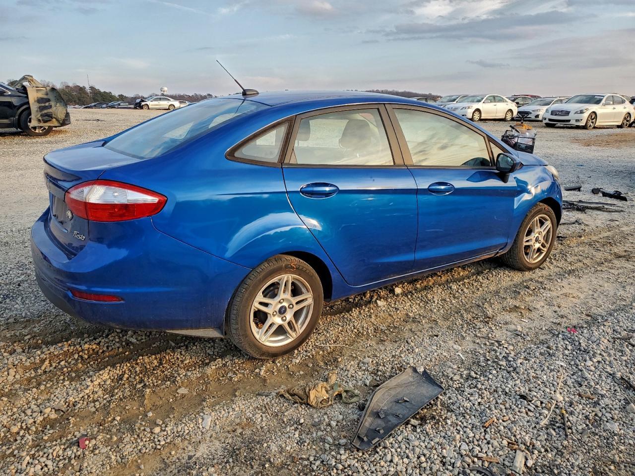 2018 FORD Fiesta