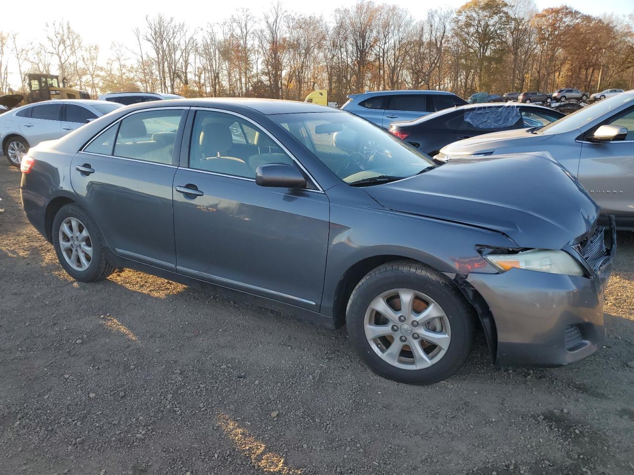 2011 TOYOTA CAMRY