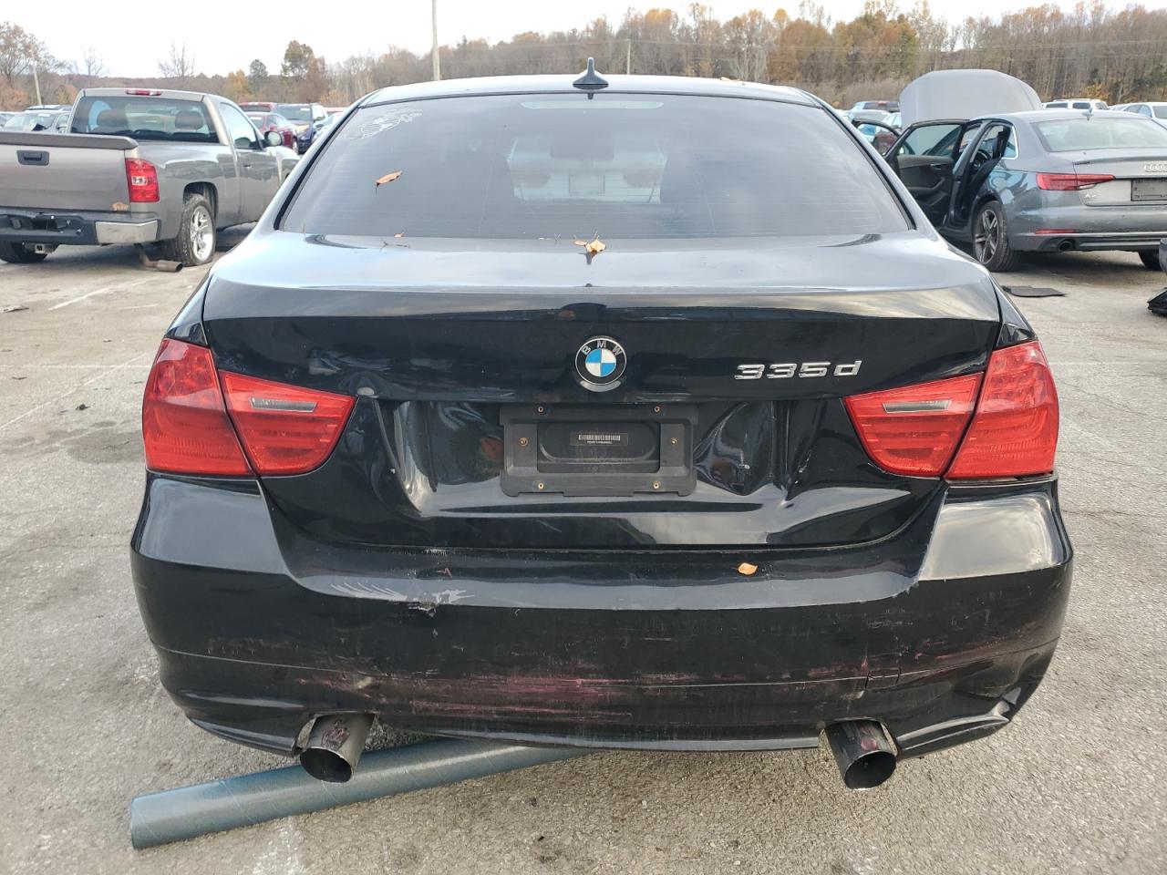 2011 BMW 3 SERIES