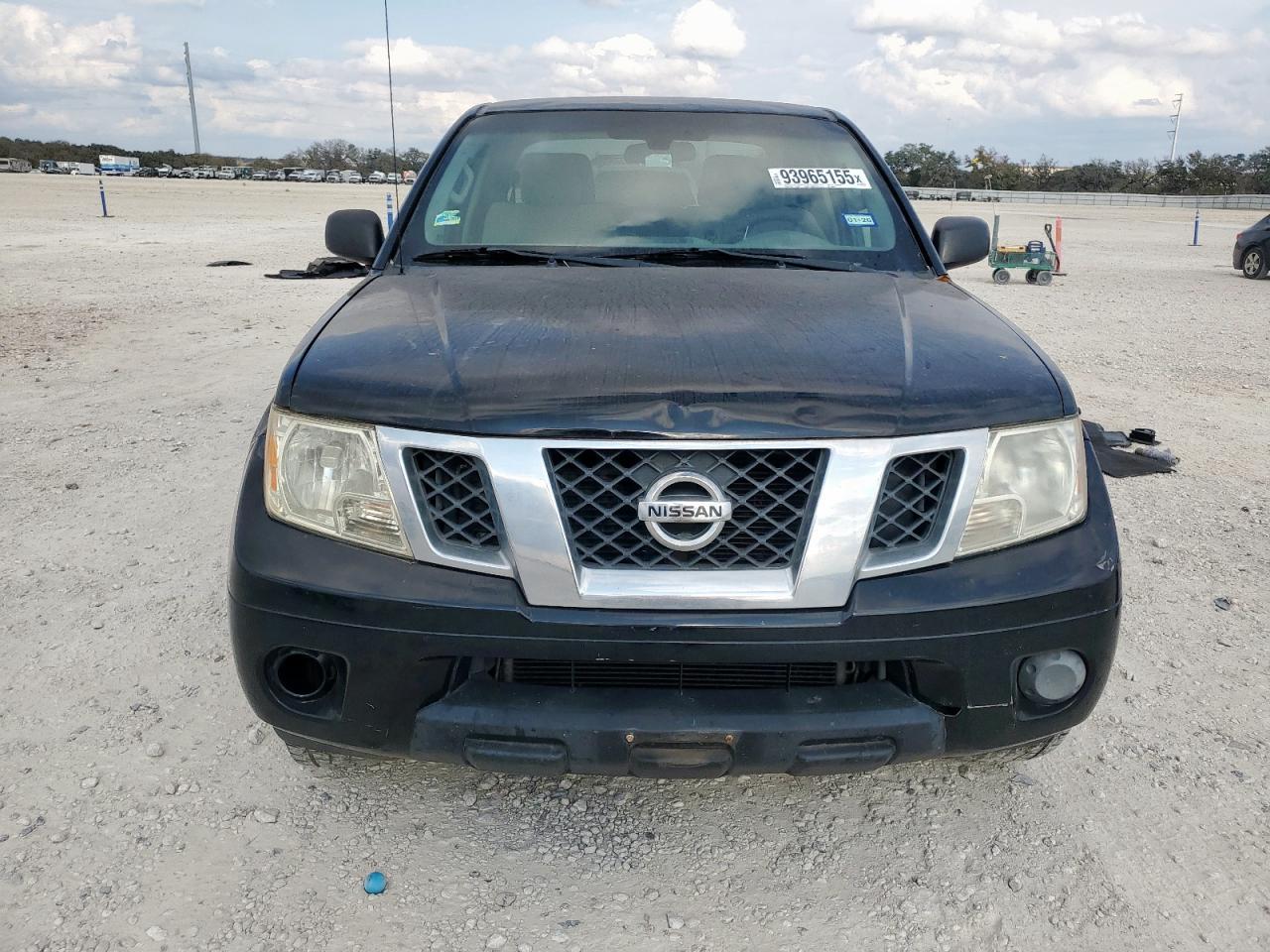 2012 NISSAN Frontier