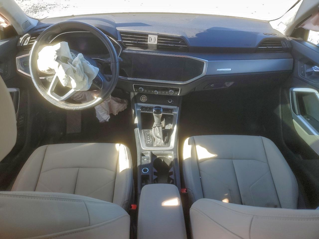 2022 AUDI Q3