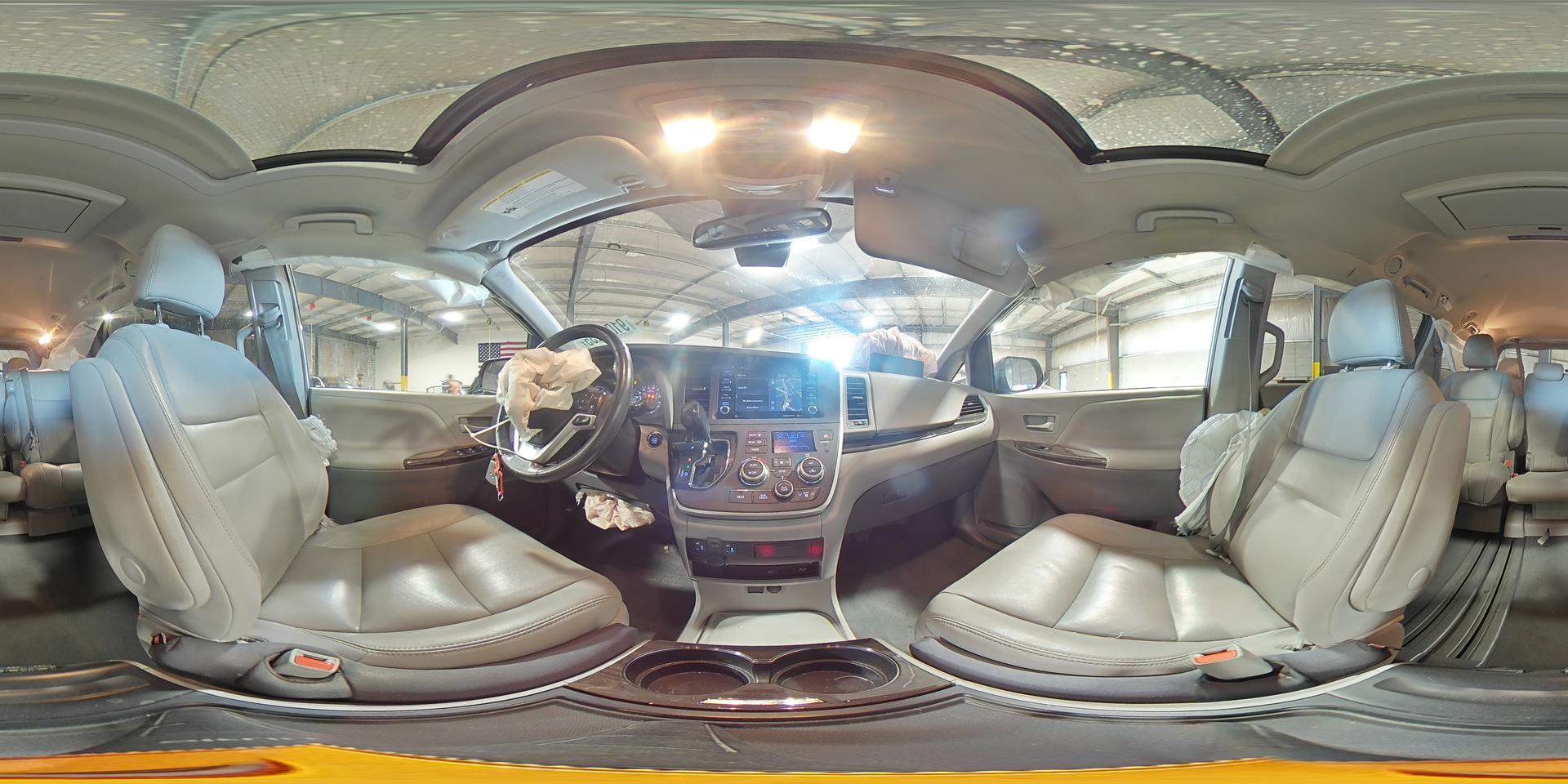 2020 TOYOTA SIENNA