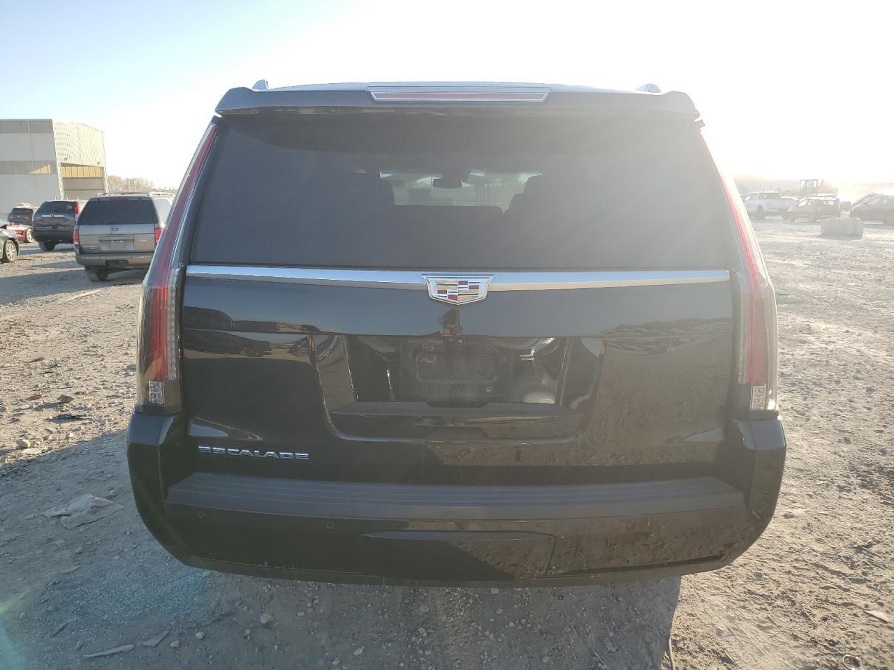 2019 CADILLAC ESCALADE