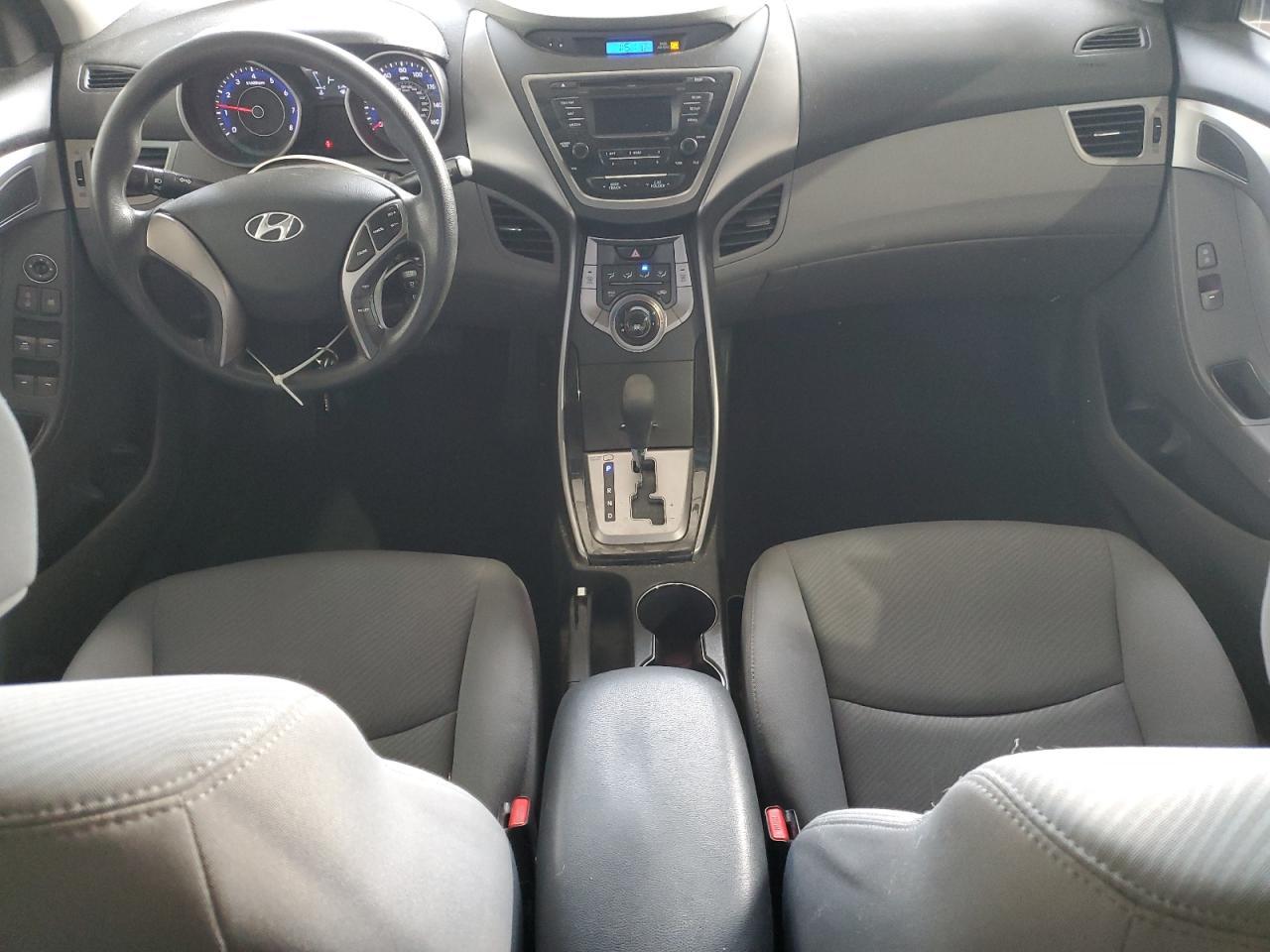 2013 HYUNDAI ELANTRA