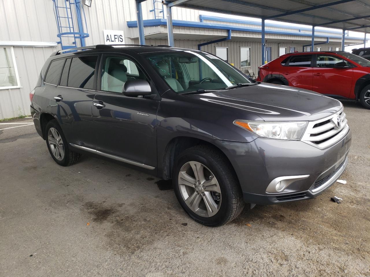2013 TOYOTA HIGHLANDER