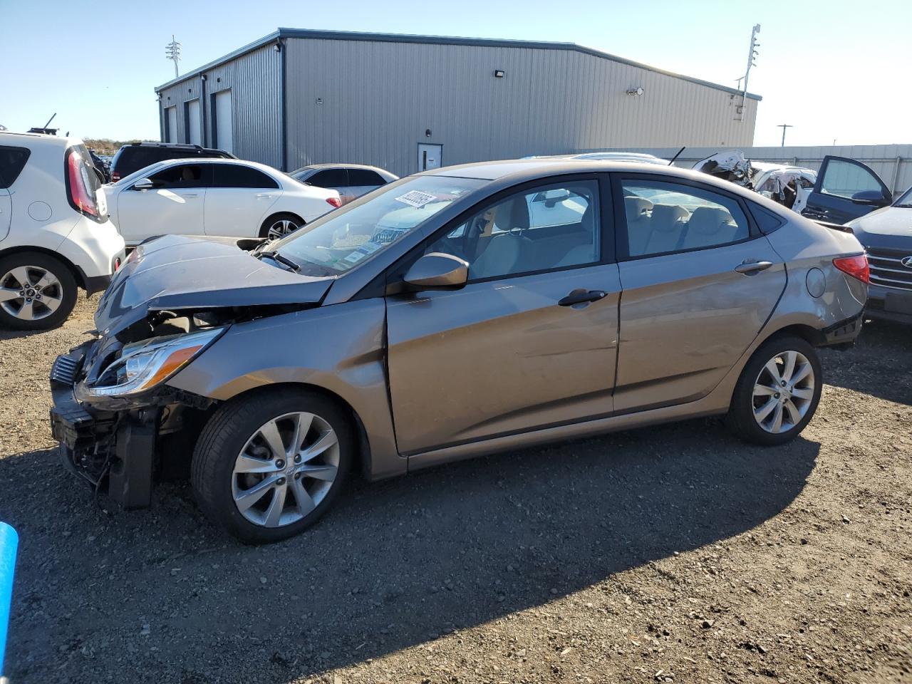 2014 HYUNDAI ACCENT