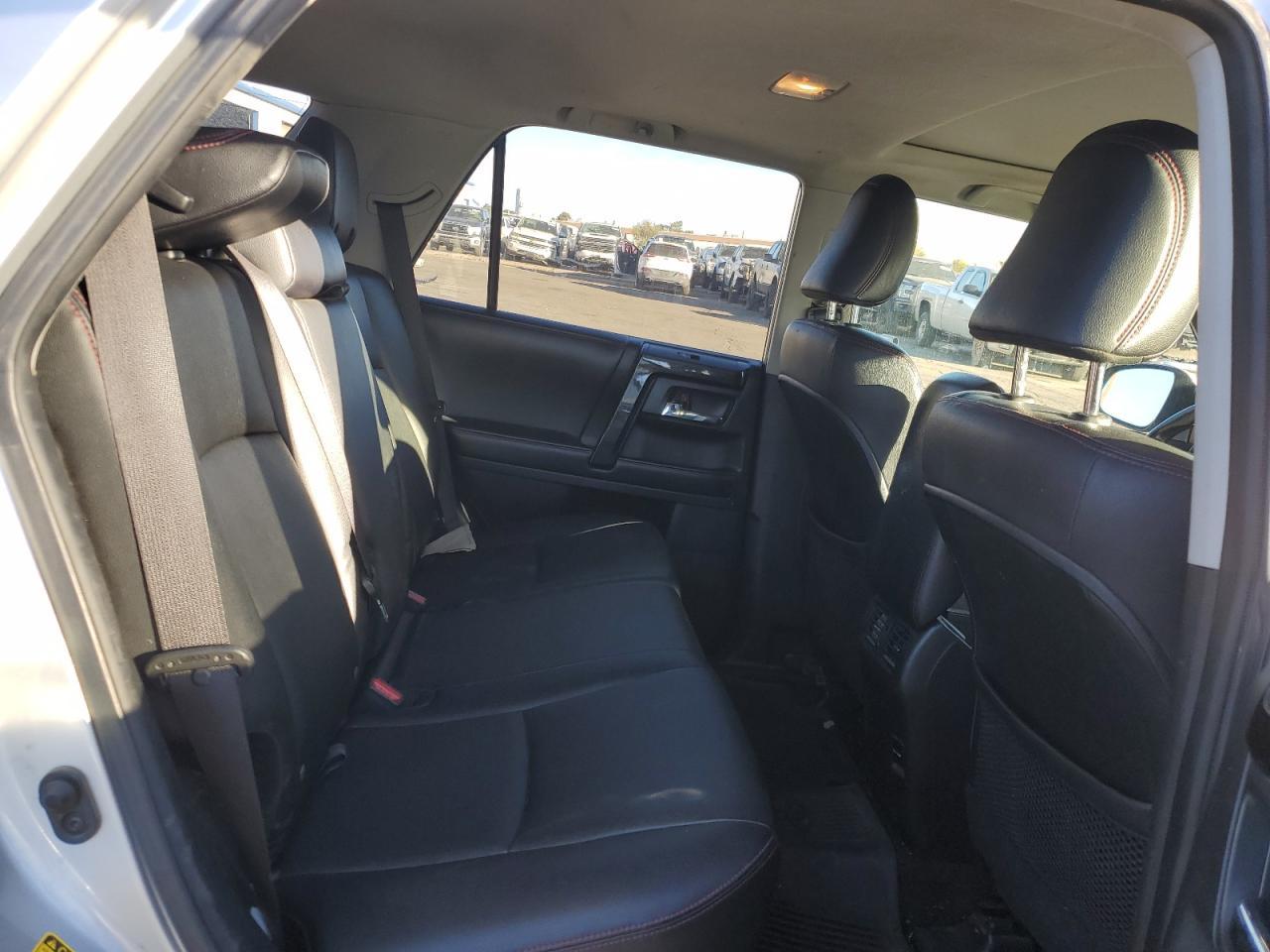 2017 TOYOTA 4Runner